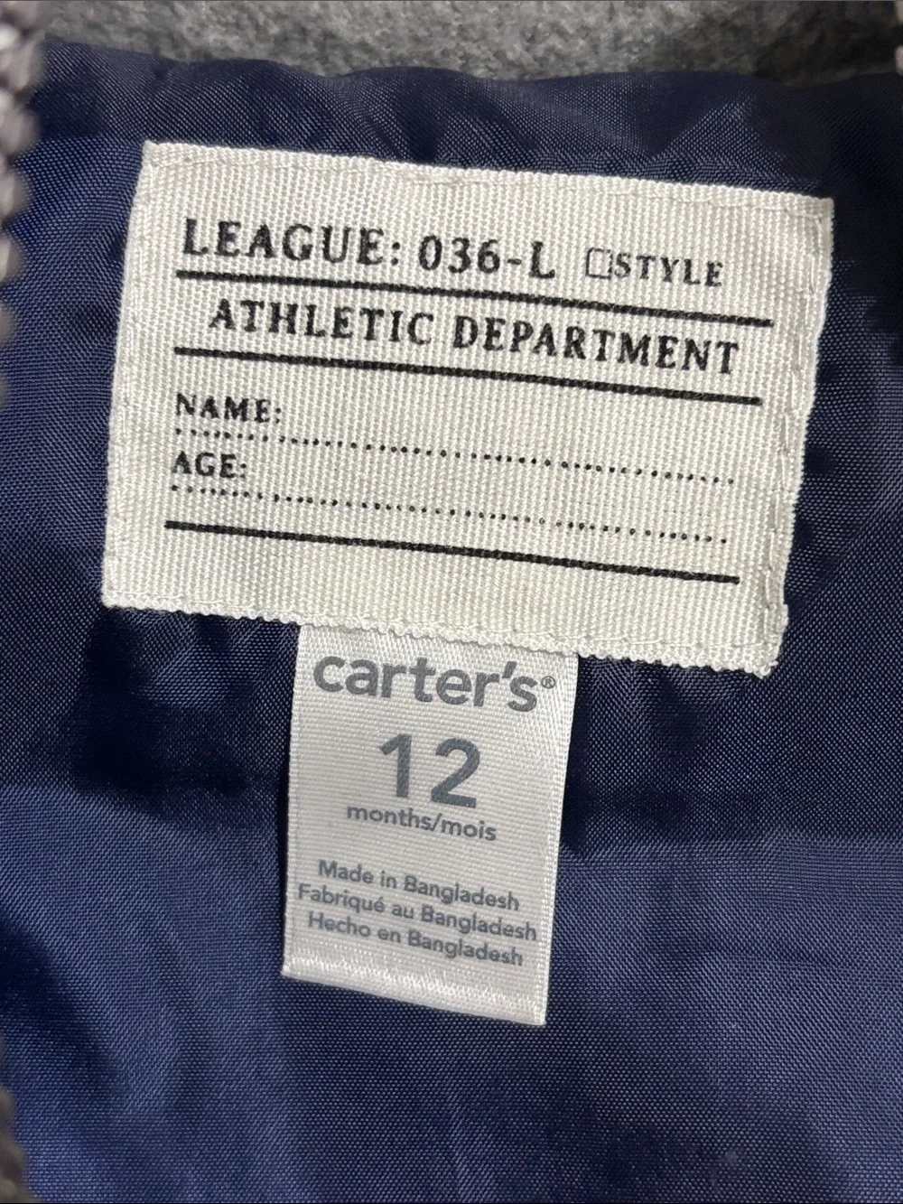 Carters Infant 12 month PreOwned Vest Excellent Shape